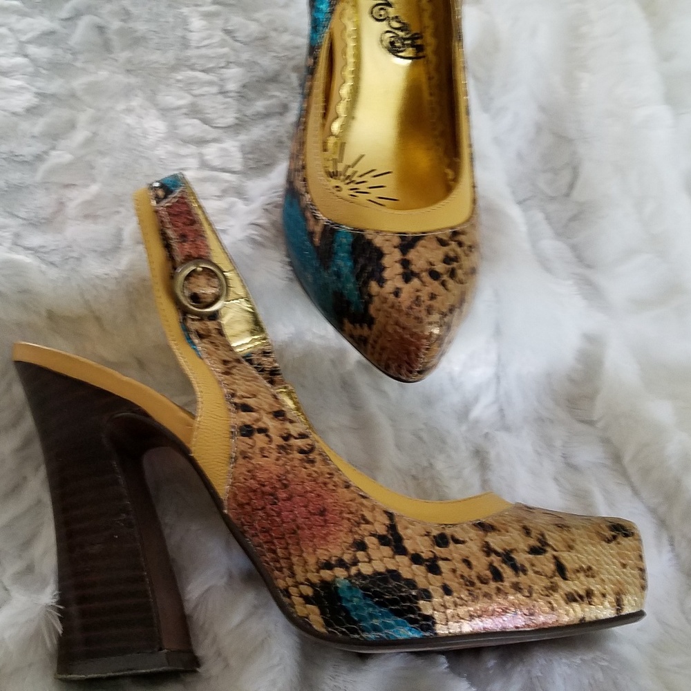 Naughty Monkey Platform Shoes Sz 7.5